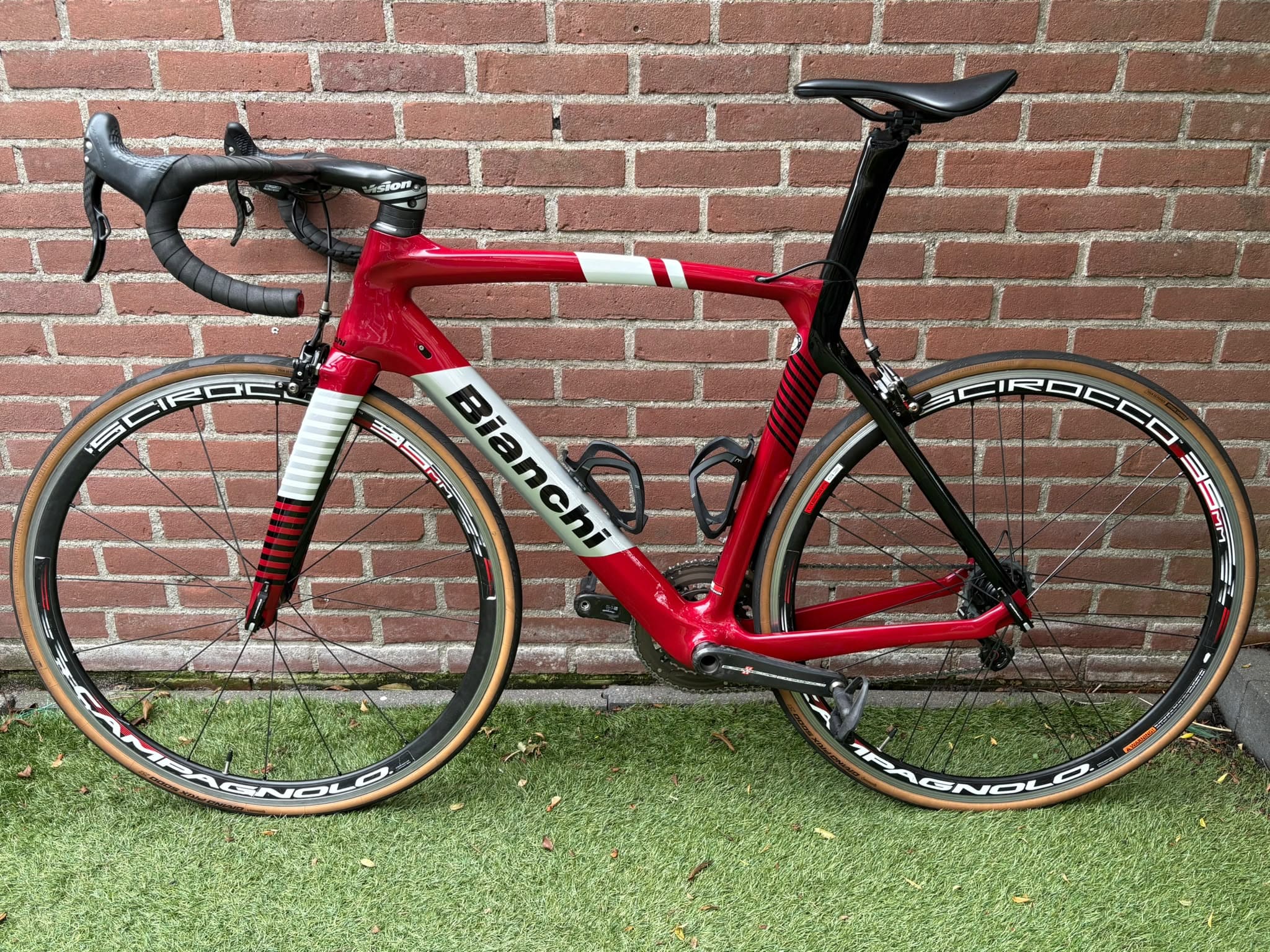 Bianchi Oltre XR4 Limited Edition — photo 13