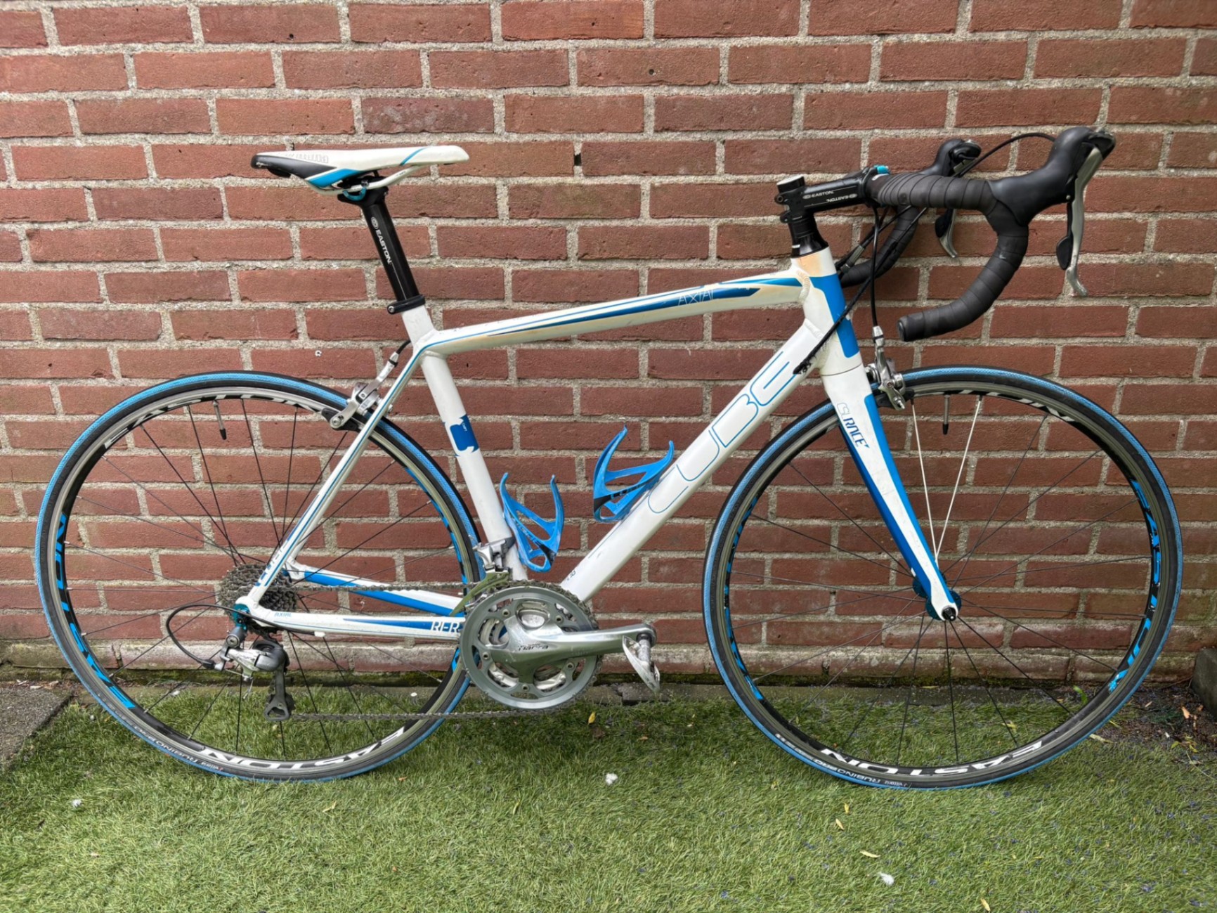 Cube Axial
